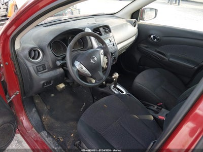 NISSAN VERSA