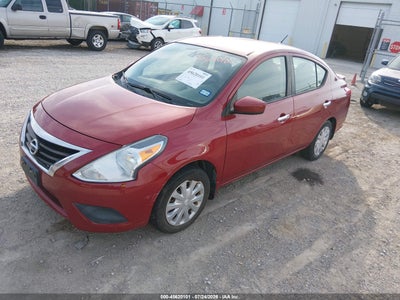 NISSAN VERSA