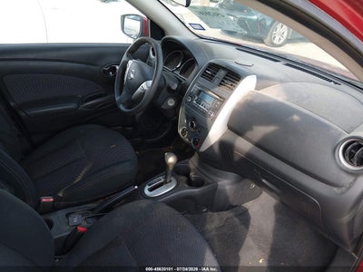 NISSAN VERSA