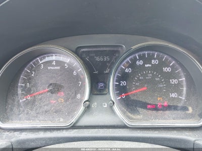 NISSAN VERSA