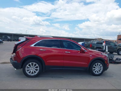CADILLAC XT4