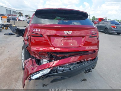 CADILLAC XT4