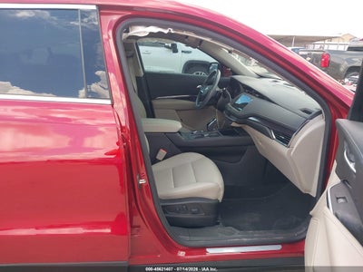 CADILLAC XT4