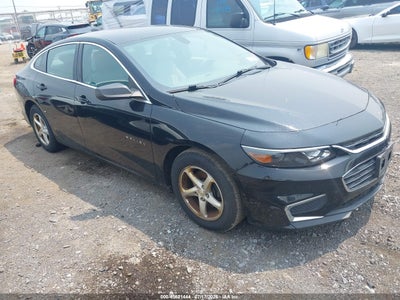 1G1ZB5ST3HF135870 CHEVROLET MALIBU Photo 1