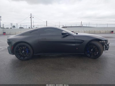 ASTON MARTIN VANTAGE