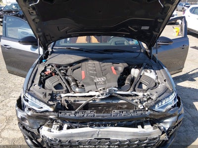 AUDI S8