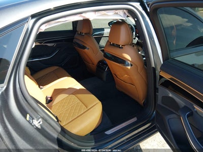 AUDI S8