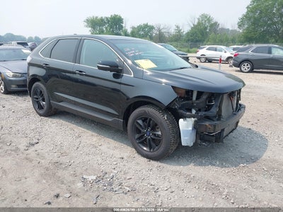 2017 Ford Edge