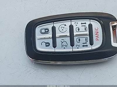 CHRYSLER PACIFICA