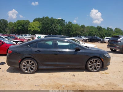 CHRYSLER 200