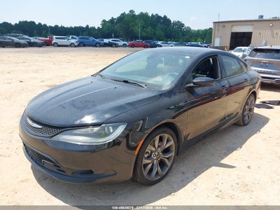 CHRYSLER 200