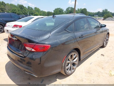 CHRYSLER 200