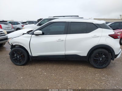 NISSAN KICKS