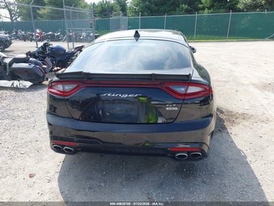 KIA STINGER