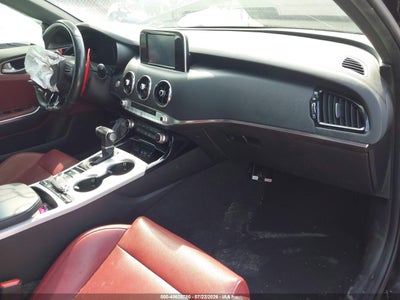 KIA STINGER