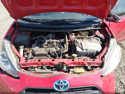 TOYOTA PRIUS C