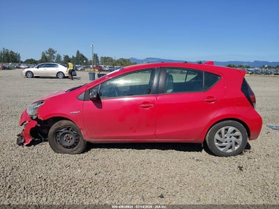 TOYOTA PRIUS C