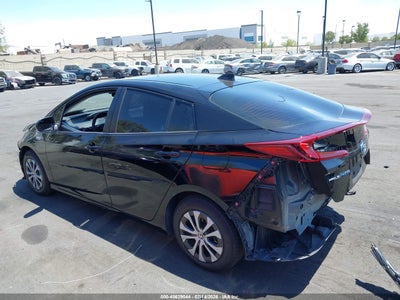 TOYOTA PRIUS PRIME
