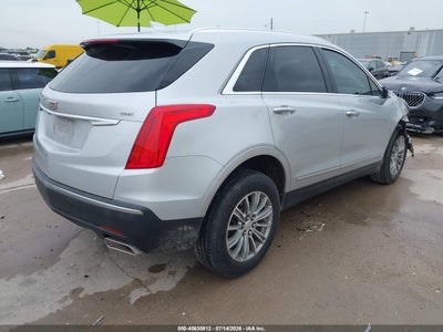 CADILLAC XT5