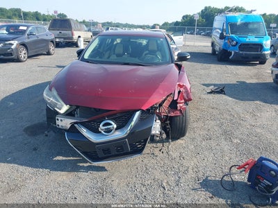 NISSAN MAXIMA