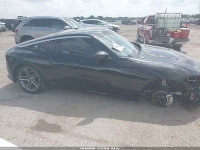 NISSAN Z