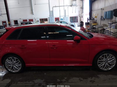 AUDI A3 E-TRON