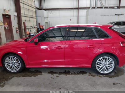 AUDI A3 E-TRON
