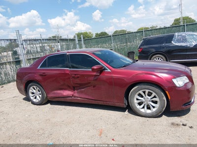 CHRYSLER 300