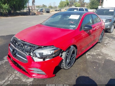 MERCEDES-BENZ A 220