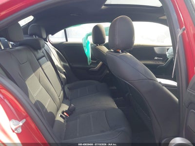 MERCEDES-BENZ A 220