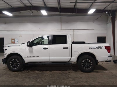 NISSAN TITAN