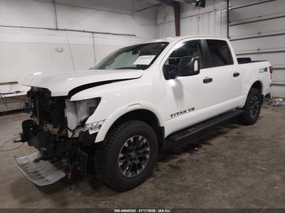 NISSAN TITAN