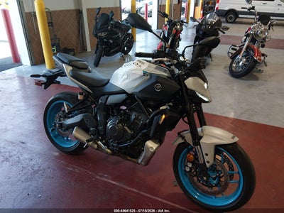 2026 Yamaha Mtn690