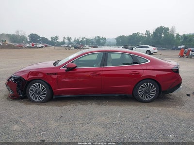 HYUNDAI SONATA HYBRID