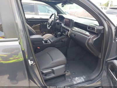 TOYOTA TACOMA