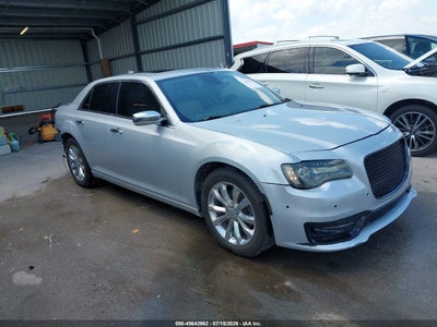 2019 Chrysler 300