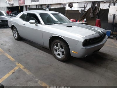 2B3CJ4DV6AH103512 DODGE CHALLENGER Photo 1