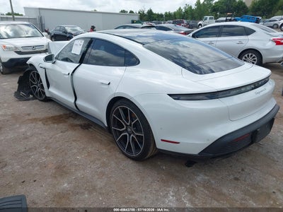 PORSCHE TAYCAN