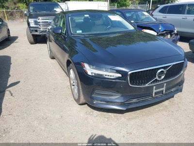 2017 Volvo S90