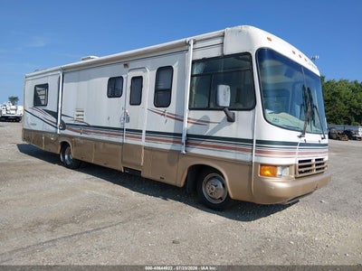 1999 Chevrolet P30