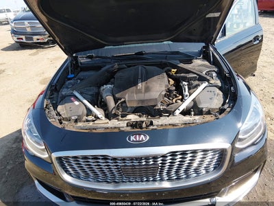KIA K900