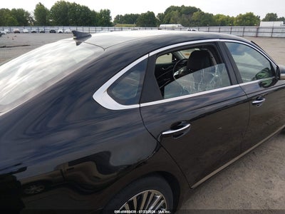 KIA K900