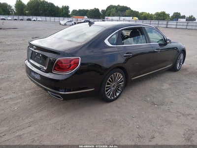 KIA K900