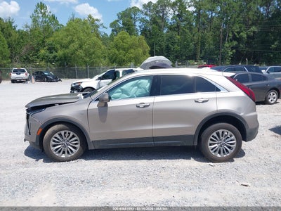CADILLAC XT4