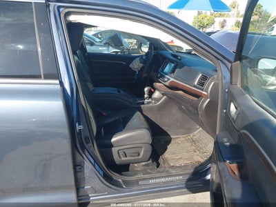 TOYOTA HIGHLANDER HYBRID