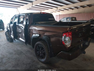 TOYOTA TUNDRA