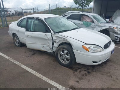 2004 Ford Taurus