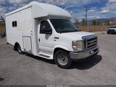 2012 Ford E-350 Cutaway