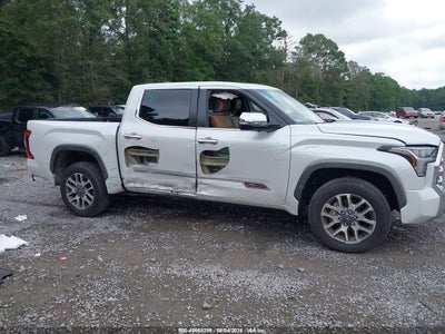 TOYOTA TUNDRA