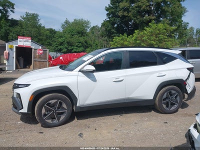 HYUNDAI TUCSON HYBRID